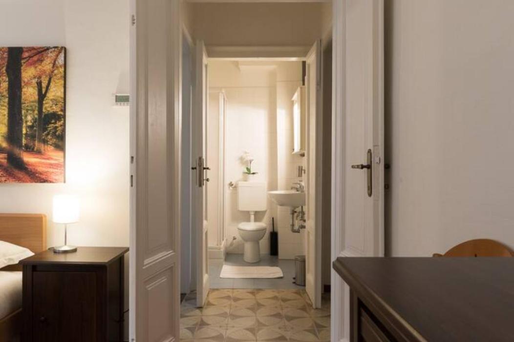 Stazione Centrale Vintage Apartment Milan Bagian luar foto